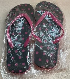 Black and Pink Sandals with Stylish Design thumbnail 1