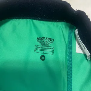 Nike Pro Green and Black Patterned Skirt thumbnail 3