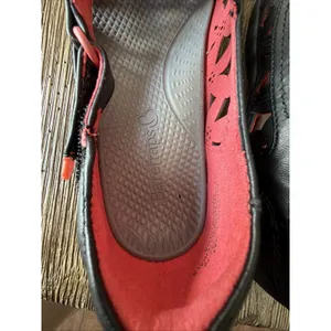 Baretraps Women's Size 5 Ferra Mary Jane Flower Lasercut Comfort Flats Black thumbnail 8