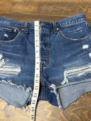 Levi's 501 Denim Jean Shorts Womens 31 Distressed Cut-off High Rise Button Fly thumbnail 3
