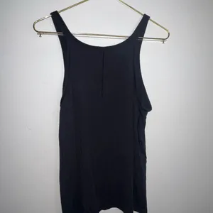 lululemon athletica Black Ribbed Scoop Tank Top‎ thumbnail 2