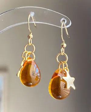 Handmade amber Czech glass teardrop & gold stainless star cute dangle earrings 🤎🌟 thumbnail 1