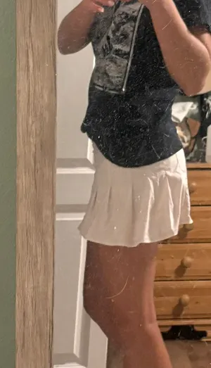 Lululemon ruffled skirt, size 2, and a light pink color thumbnail 5