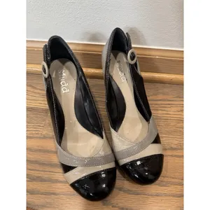 Vintage Mudd Maryanne Black Grey Buckle‎ Pin Up Retro Goth Womens Pump Heels 6.5 thumbnail 2