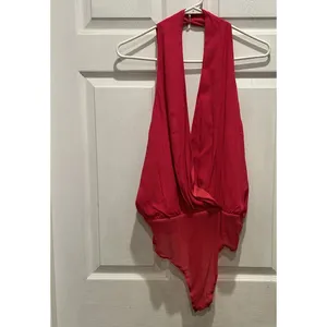 NWT‎ Lulus Fuchsia Pink Plunging Halter Neck Bodysuit L Party Holiday Resortwear thumbnail 5