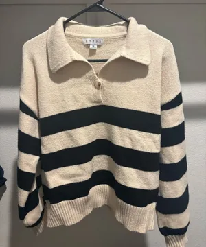 HYFVE Cream and Black Striped V‑Neck Pullover thumbnail 1