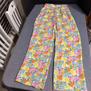 Zara Women’s Floral Pants thumbnail 1
