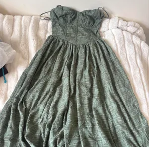 Green midi dress Size XS thumbnail 1