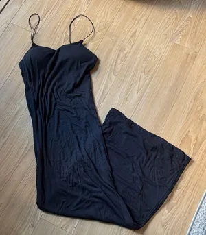 Maternity Black Spaghetti Strap Dress Size undefined thumbnail 1