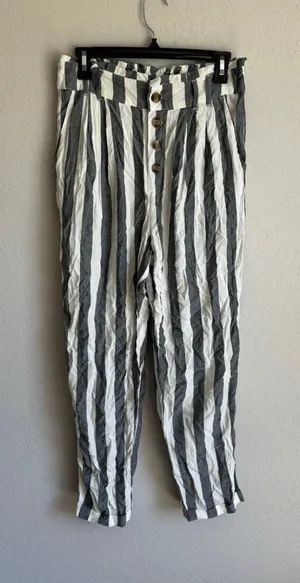 NWT American Eagle Navy and White Striped Viscose Pants Women’s M Beach Vacation thumbnail 1