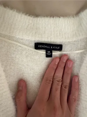 Kendall & Kylie Cream Softest V-Neck Button Cardigan thumbnail 2