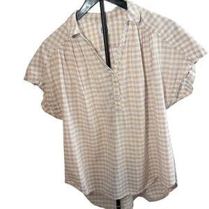BDG Urban Outfitters womens gingham high low button front blouse. Size M. thumbnail 1