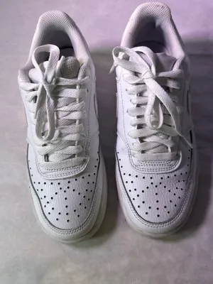 Nike White Mesh Low-Top Sneakers with Black Logo thumbnail 3