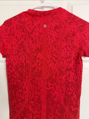 🍋 LULULEMON Swiftly Tech Short-Sleeve Shirt 2.0 Size 6 thumbnail 6