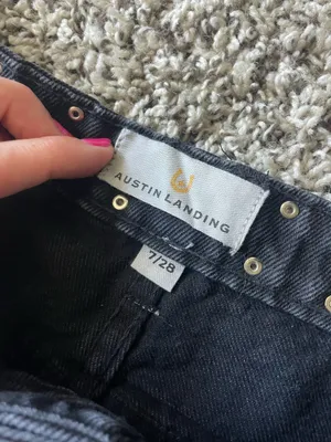 Austin Landing Jean Shorts Black Size 28 thumbnail 3