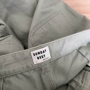 Aritzia Sunday Best 2 Barrel Relaxed Straight Pants Mid Rise Sage Green Spring thumbnail 5