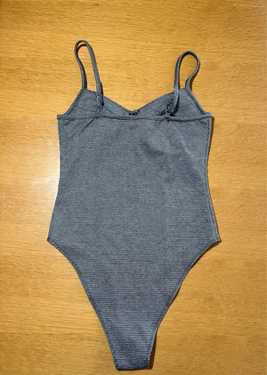 SO Plaid Bodysuit Gray Size M thumbnail 3