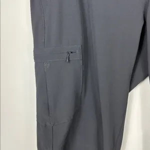 REI Cargo Hiking Pants Wide Leg Women’s Size 8 Charcoal Gray Zipper Pockets thumbnail 3