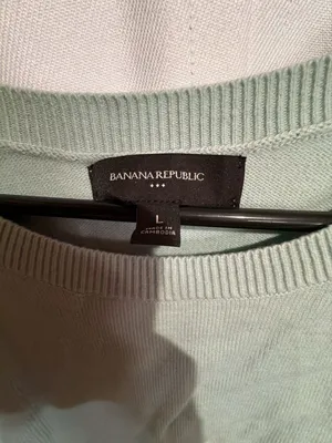 Banana Republic Women's Mint Green Crew Neck Long Sleeve Button Cuff Sweater Siz thumbnail 2