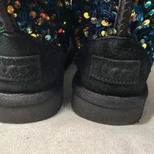 UGG Classic Short Stellar Sequin Black Sheepskin Warm Boots Size US 5. thumbnail 5