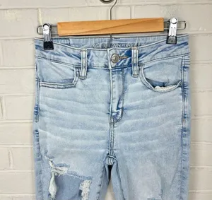 American Eagle Distressed Light Wash High Rise Jegging Size 2 thumbnail 4