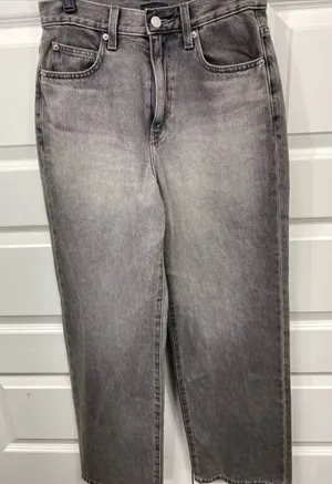 UNIQLO Barrel Silhouette Jeans Wide Leg Denim Gray 24 Low Rise Women 139864 thumbnail 1