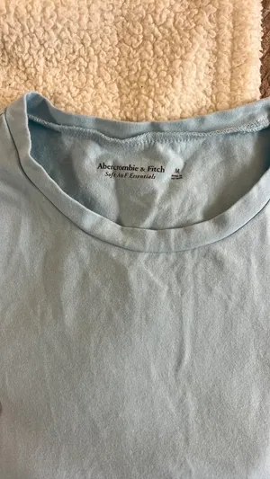 Abercrombie Baby Tee thumbnail 2