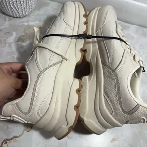 NWT Zara Women's Running‎ Sneakers Size 9 Zara 40 Minimalist Chunky Dad Sneakers thumbnail 8