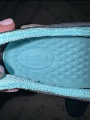 Crocs Women's LiteRide Pacer - 205234 Size 8 thumbnail 4