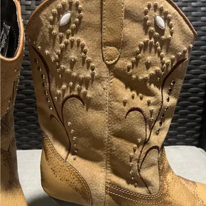 Dingo Tan Studded Western Cowboy Boots 9.5 thumbnail 6