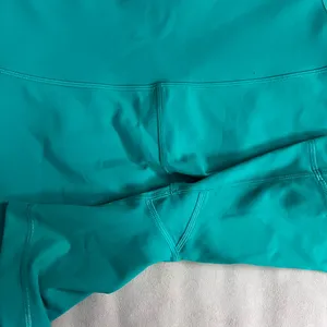 💚 Lululemon Align High-Rise Biker Shorts 8” Green | Size 8 | Yoga Athleisure thumbnail 2