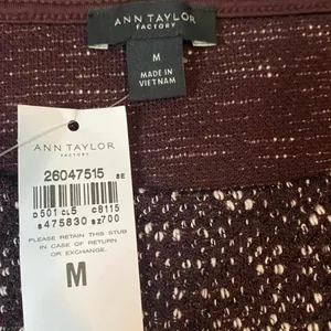 ANN TAYLOR FACTORY 3/4 Length Sleeve in Burgundy, Size M New with tag MSRP $60 thumbnail 9