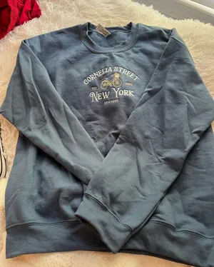 Taylor Swift Custom Design Sweatshirt Blue Size M thumbnail 1