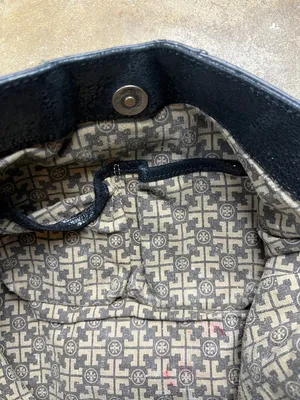 Tory Burch Cracked Leather Hobo Shoulder Bag with Gunmetal Hardware thumbnail 11