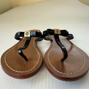 Tory Burch Leighanne Patent Leather Sandals Black, 8.5 thumbnail 10