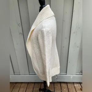 Guess Jeans Cream Plush Cardigan Women’s Size Medium thumbnail 5