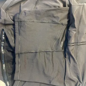 Size 8 lululemon skirt  thumbnail 5