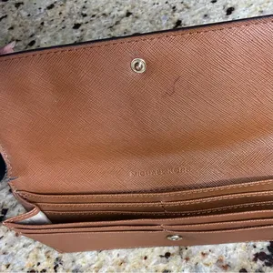 Michael Kors Brown Jet Set Saffiano Leather Snap Front Wallet - EUC thumbnail 9