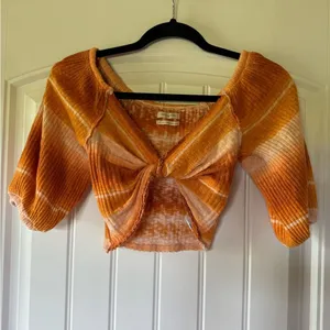 Urban‎ Outfitters Orange Ombre Striped Twist Front Crop Top Puff Sleeve Small thumbnail 4