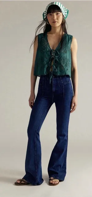 Free People We The Free Jayde Flare Jeans Size 29 thumbnail 1