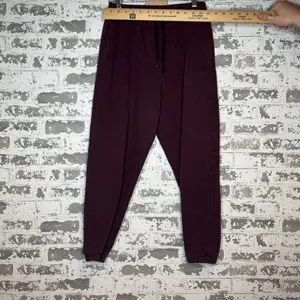 Gymshark | women maroon jogger sweat pants thumbnail 5