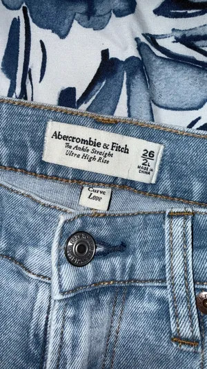 Abercrombie Ankle Straight Ultra High-Rise Jeans Curve Love thumbnail 2