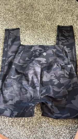 Dark Camo Lululemon Leggings thumbnail 2