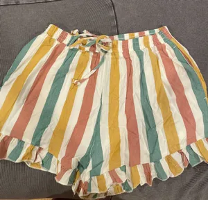 American Eagle Flowy Shorts thumbnail 1