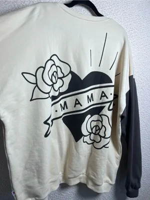 Brixton Phoenix Women’s Mama Tattoo Heart Oversized Sweatshirt Size L/XL thumbnail 5