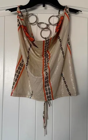 Y2K Backless Chain-Link Halter Top with Oversized O-Ring Hardware – Glossy Cream, Orange & Black thumbnail 4
