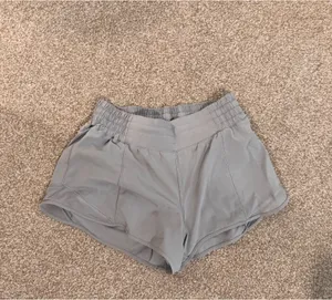 Lululemon Hotty Hot Shorts High-Rise Rhino Grey thumbnail 2