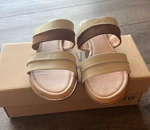 Crevo Simone Leather Sandal thumbnail 3