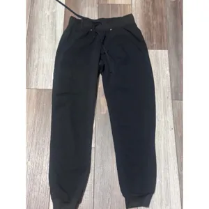 Scrubstar Women’s Black Jogger Scrub Pants Size Small Cargo Pocket Drawstring thumbnail 4