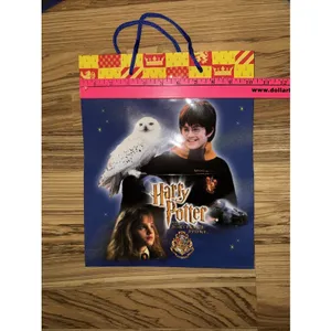 4 Vintage‎ 2001 Harry Potter And The Sorcerer's Stone Gift Bag Hallmark Hermione thumbnail 4
